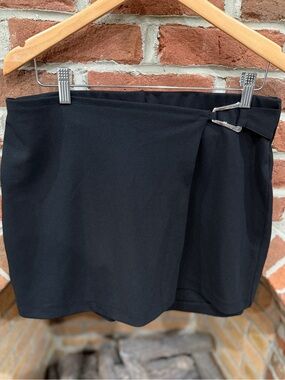 BOLD elements Black Wrap Mini Skort with Metal Clasps